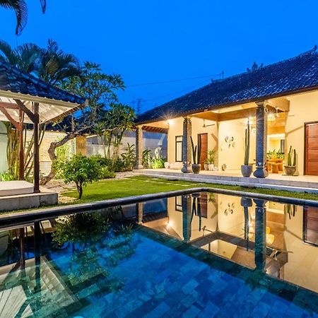 Villa Damai Oasis In The Heart Of Seminyak Dış mekan fotoğraf